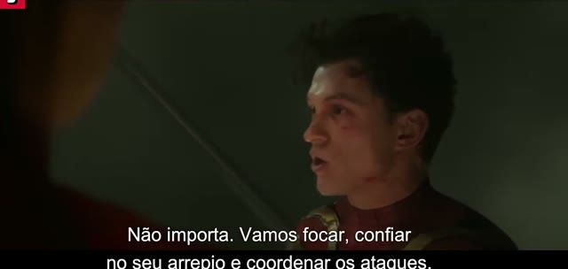 Still from the Os Três Peters scene in Spider-Man